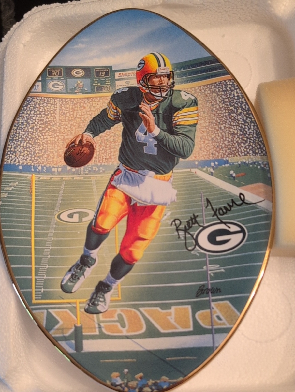 Oval 8 In Brett Farve Collectors Plate With Paper Of Authentication.